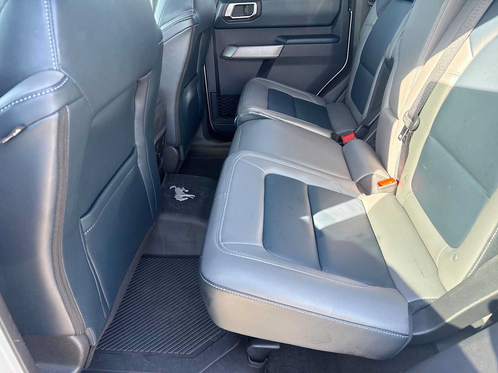 Used 2023 Ford Bronco Outer Banks AWD/4WD image 18