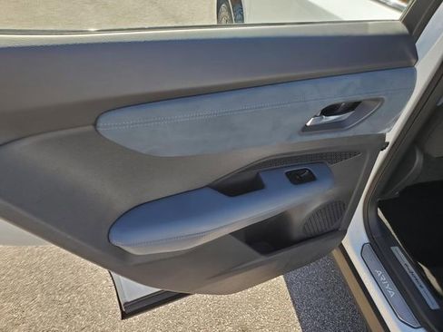 Certified 2024 Nissan Ariya AWD image 12