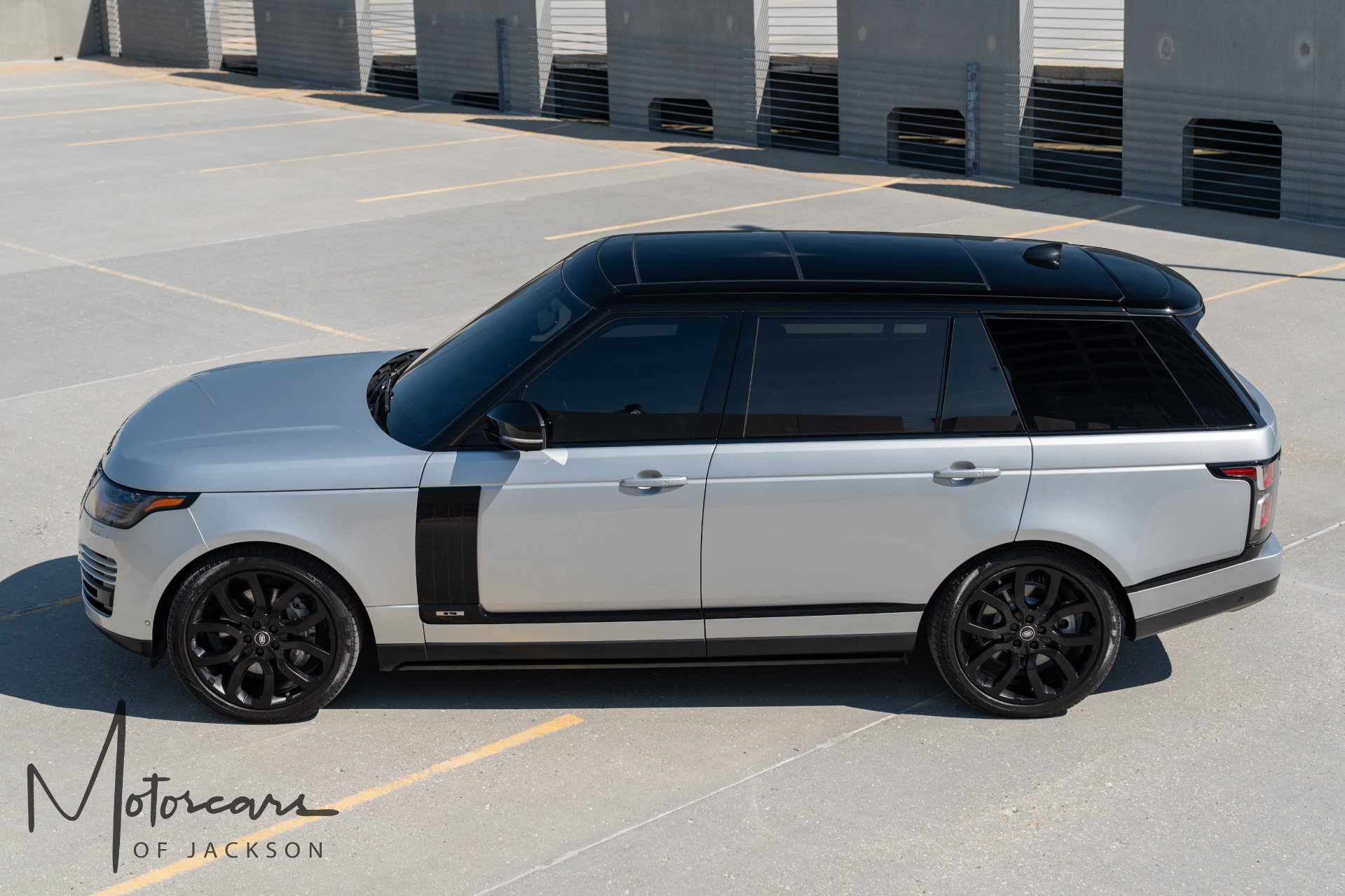 Used 2020 Land Rover Range Rover Long Wheelbase HSE AWD/4WD image 28