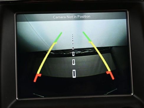 Used 2018 Jeep Grand Cherokee High Altitude image 17