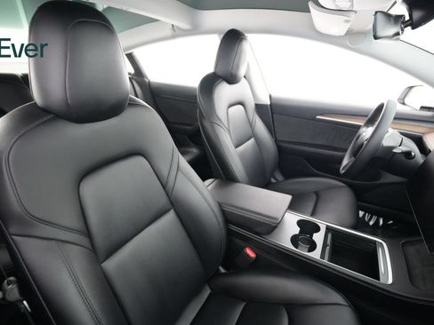 Used 2021 Tesla Model 3 Standard Range Plus RWD image 23