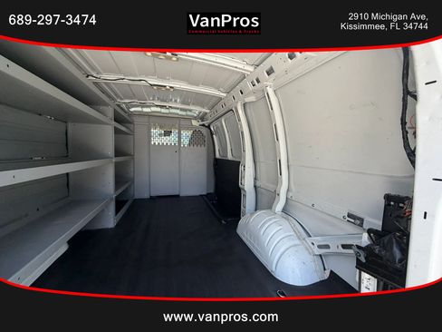 Used 2021 Chevrolet Express 2500 w/ Driver Convenience Package RWD image 14
