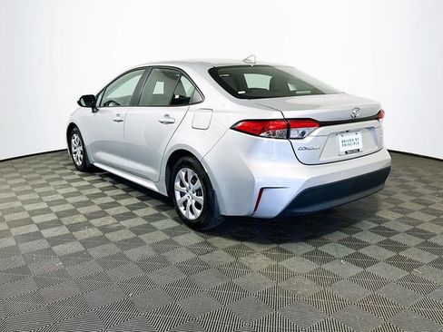 Certified 2025 Toyota Corolla LE image 6
