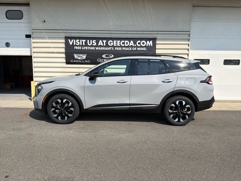 Used 2023 Kia Sportage X-Line w/ X-Line Premium Package AWD/4WD image 7