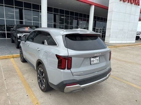 Used 2024 Kia Sorento SX FWD image 6