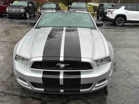 Used 2013 Ford Mustang Convertible image 23