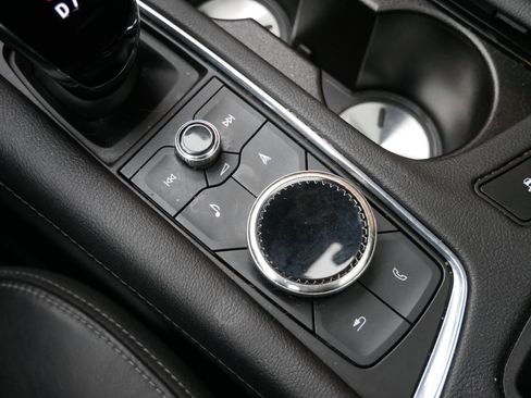 Certified 2023 Cadillac XT6 Premium Luxury image 21