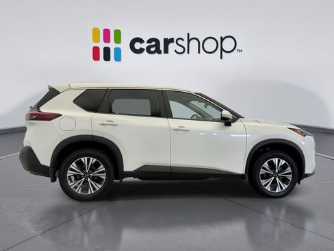Used 2023 Nissan Rogue SV AWD/4WD image 6