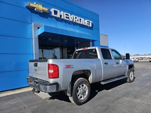 Used 2013 Chevrolet Silverado 2500 LT w/ Interior Plus Package image 3
