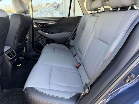 Used 2023 Subaru Outback Limited image 13