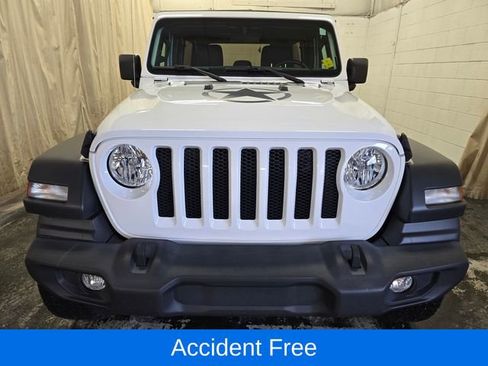 Used 2020 Jeep Wrangler Unlimited Sport image 3