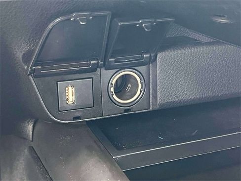 Certified 2024 Toyota Camry SE image 32