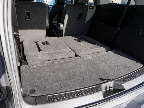 Used 2023 GMC Acadia AT4 w/ Technology Package image 7