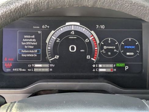 Used 2023 Toyota Tundra Limited image 23