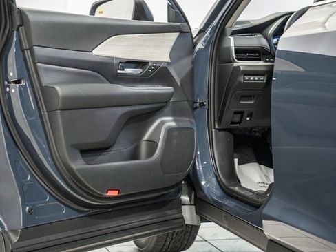 New 2026 Toyota Grand Highlander Limited image 44