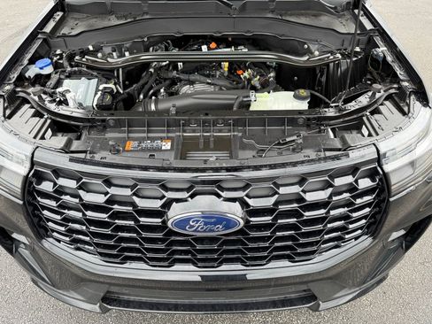 New 2026 Ford Explorer ST-Line w/ ST-Line Street Pack image 41