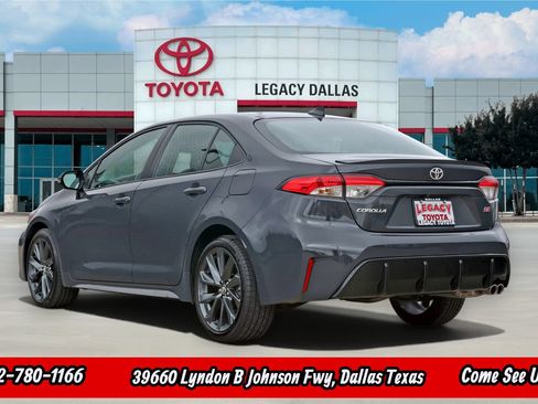 Used 2026 Toyota Corolla SE FWD image 7