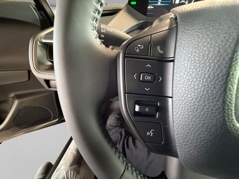 New 2026 Toyota Prius LE FWD image 19