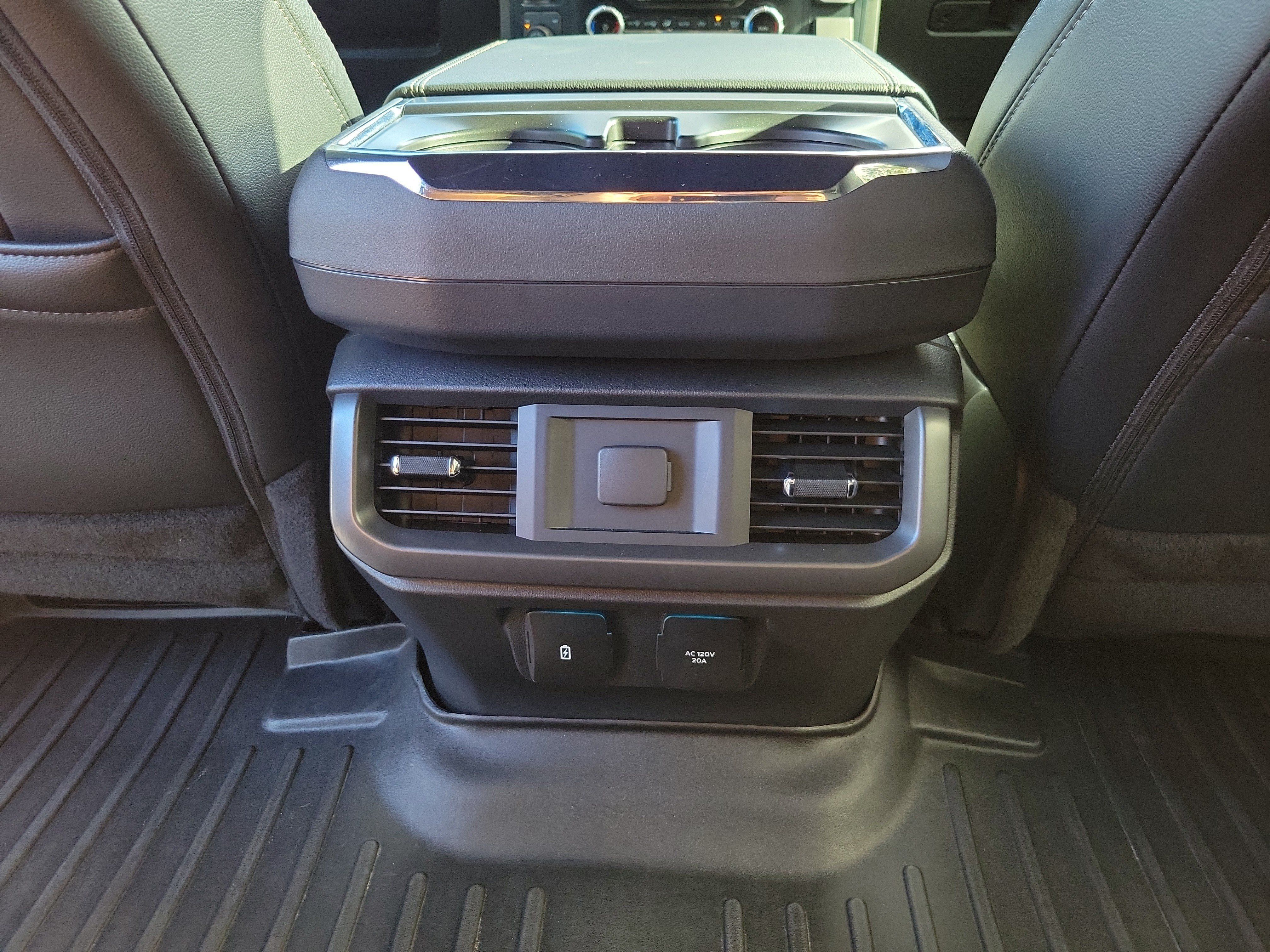 Used 2025 Ford F150 Lariat w/ Equipment Group 501A Mid AWD/4WD image 21