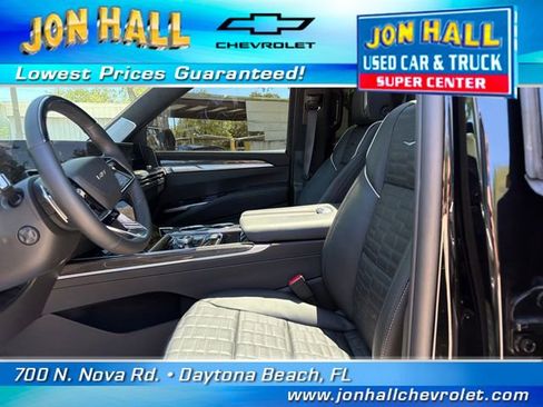 Used 2026 Cadillac Escalade V w/ LPO, ONYX Package image 20