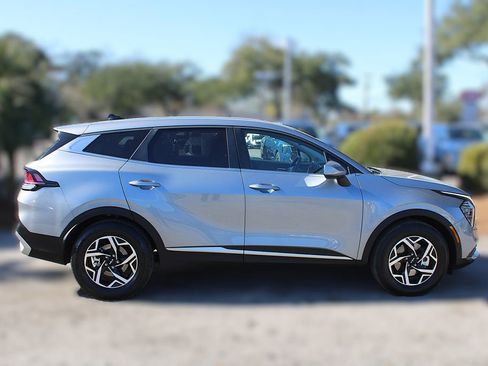 Certified 2024 Kia Sportage LX image 5