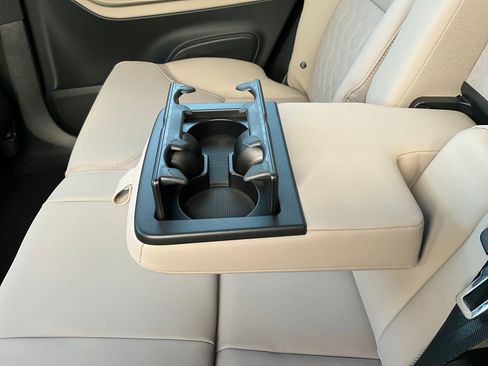 New 2026 Volvo XC90 T8 Plus w/ Protection Package Premier image 30