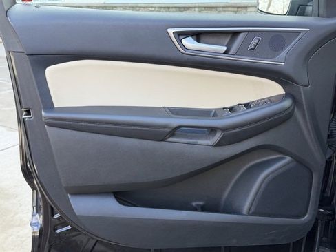 Used 2023 Ford Edge SEL w/ Convenience Package image 14