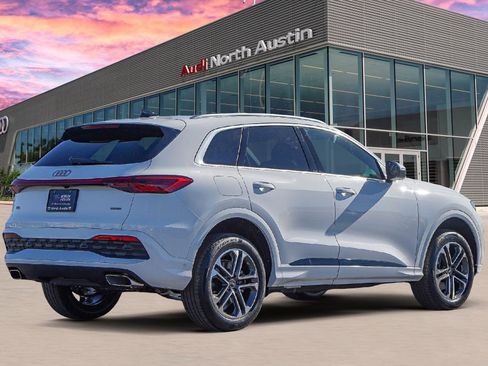 New 2025 Audi Q5 Premium image 4