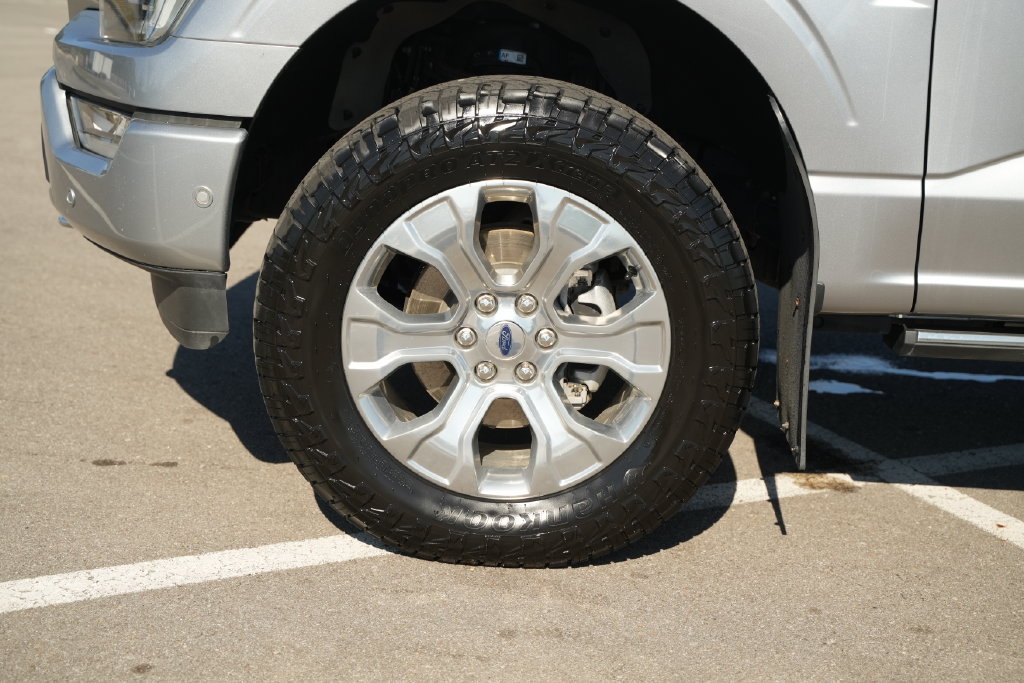 Used 2021 Ford F150 Platinum w/ Equipment Group 701A High AWD/4WD image 12