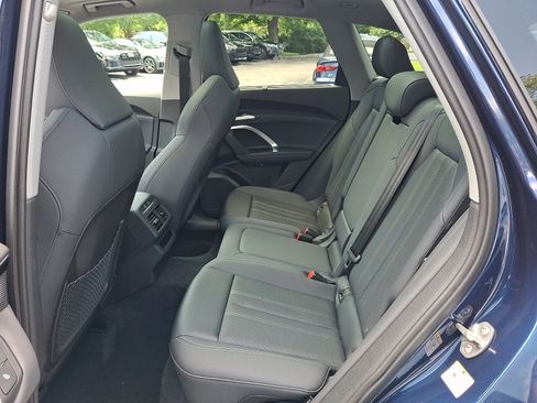 Used 2025 Audi Q5 Premium w/ Premium Plus AWD/4WD image 10