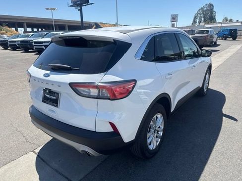 Used 2022 Ford Escape SE FWD image 6