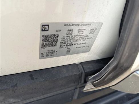 Used 2024 GMC Yukon Denali RWD image 16