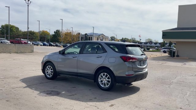 Used 2023 Chevrolet Equinox LS w/ LPO, Floor Liner Package FWD image 6