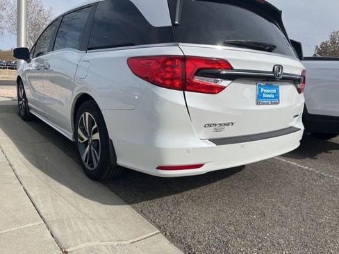 Certified 2024 Honda Odyssey Touring image 32