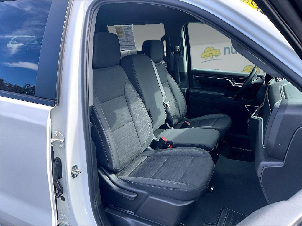 Used 2026 Chevrolet Silverado 1500 LT AWD/4WD image 11