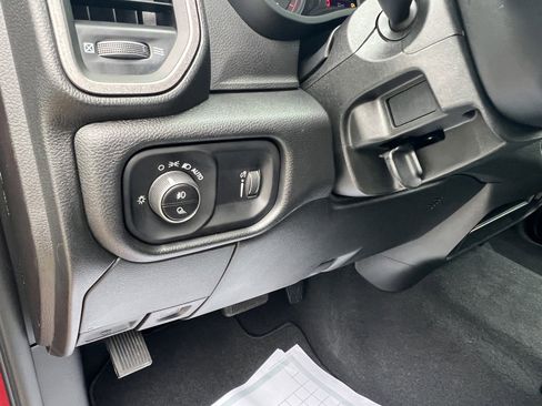 New 2026 RAM 2500 Tradesman AWD/4WD image 16