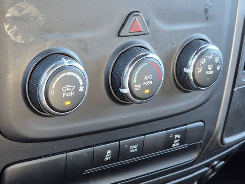 Certified 2024 RAM 1500 Classic Warlock AWD/4WD image 19