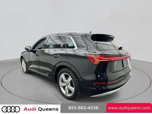 Used 2019 Audi e-tron Premium Plus image 2