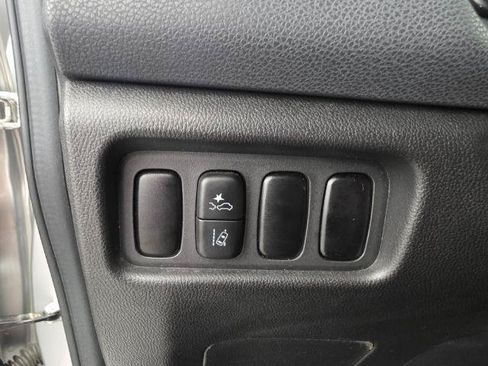 Used 2022 Mitsubishi Outlander Sport ES FWD image 21