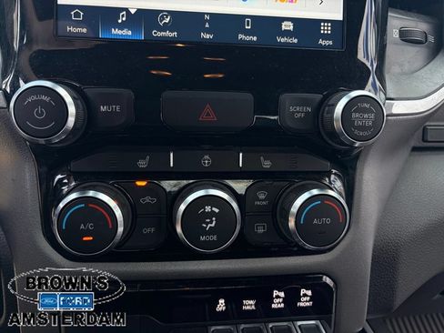 Used 2023 RAM 1500 Big Horn AWD/4WD image 25