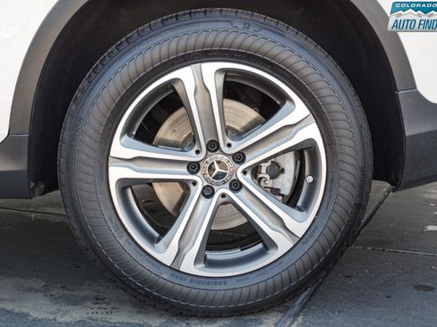 Used 2019 Mercedes-Benz GLC 300 4MATIC image 26