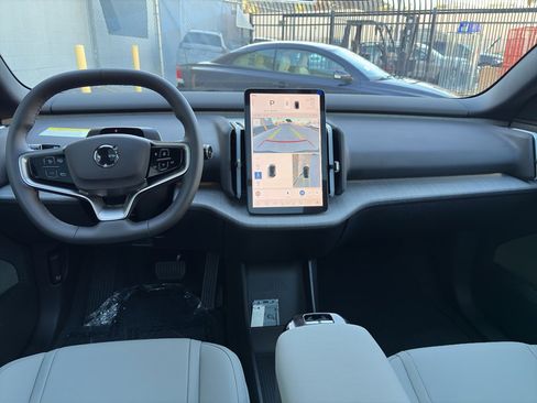 New 2026 Volvo EX30 Cross Country Ultra image 24