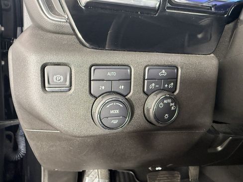 Used 2024 Chevrolet Silverado 1500 LT AWD/4WD image 21