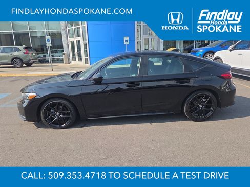 Used 2025 Honda Civic Sport image 2