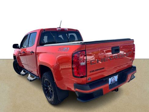 Used 2021 Chevrolet Colorado Z71 w/ Safety Package AWD/4WD image 6