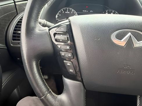 Used 2024 INFINITI QX80 Luxe RWD image 16