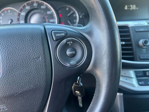 Used 2014 Honda Accord Sport image 18