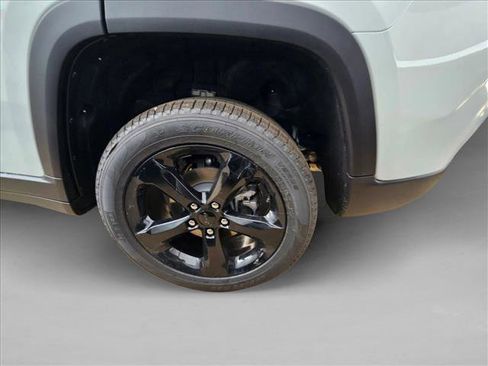 New 2026 Jeep Grand Cherokee Limited image 10