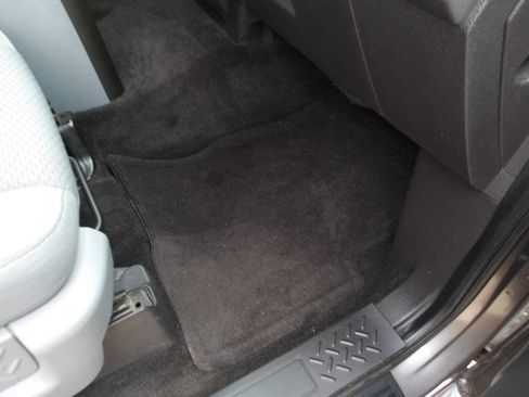 Used 2011 Ford F150 XLT w/ XLT Chrome Pkg RWD image 41