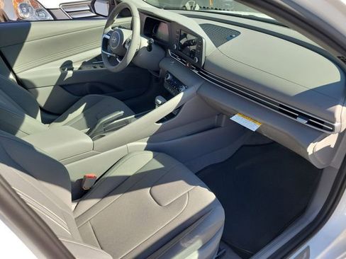 New 2026 Hyundai Elantra Sport image 17